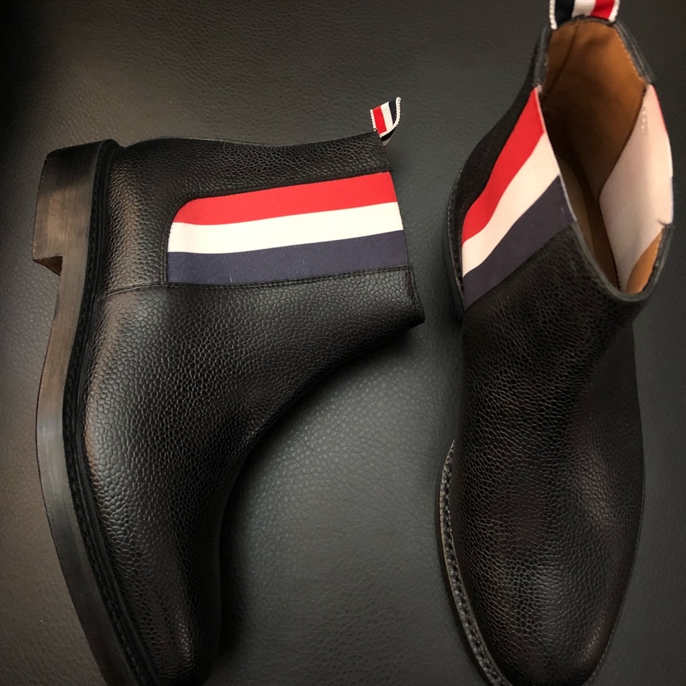 Pebbled Chelsea boots - Picture 2 of 6